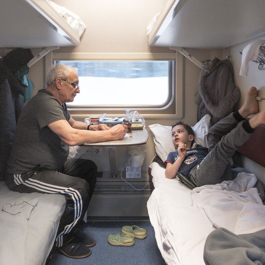 Photographer Reveals Peculiarities Of Russian Daily Life In A Unique Way