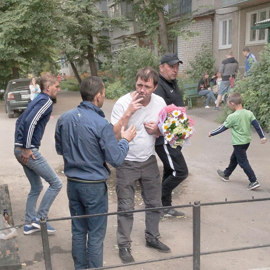 Photographer Reveals Peculiarities Of Russian Daily Life In A Unique Way