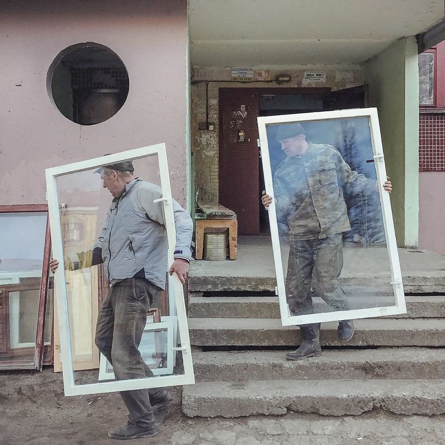 Photographer Reveals Peculiarities Of Russian Daily Life In A Unique Way