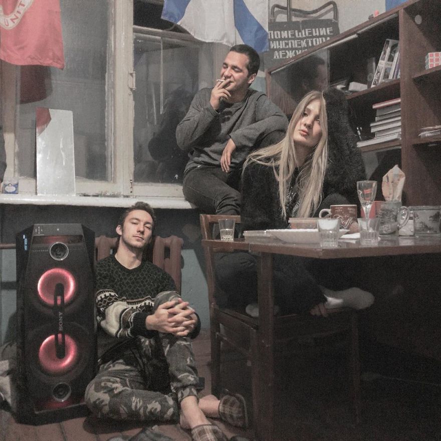 Photographer Reveals Peculiarities Of Russian Daily Life In A Unique Way