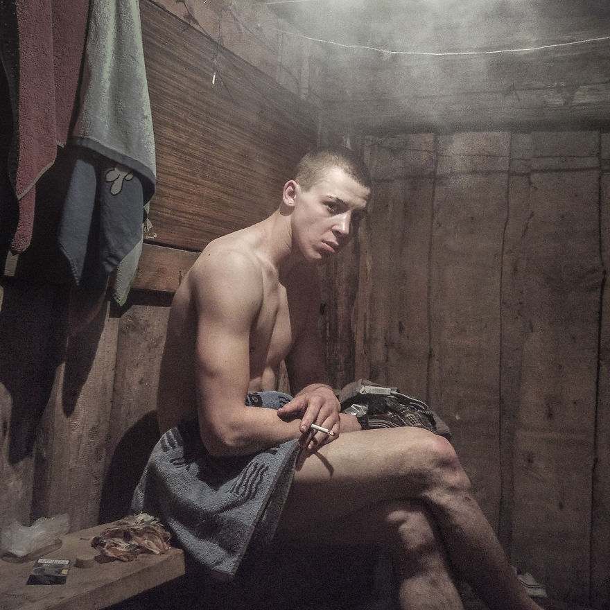 Photographer Reveals Peculiarities Of Russian Daily Life In A Unique Way