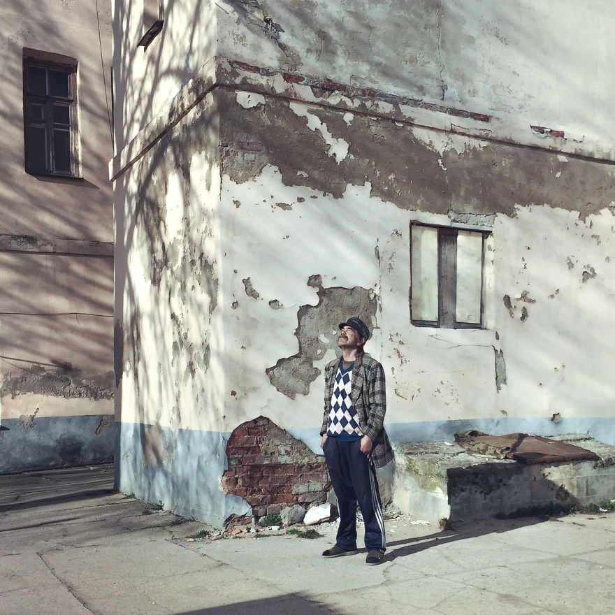 Photographer Reveals Peculiarities Of Russian Daily Life In A Unique Way