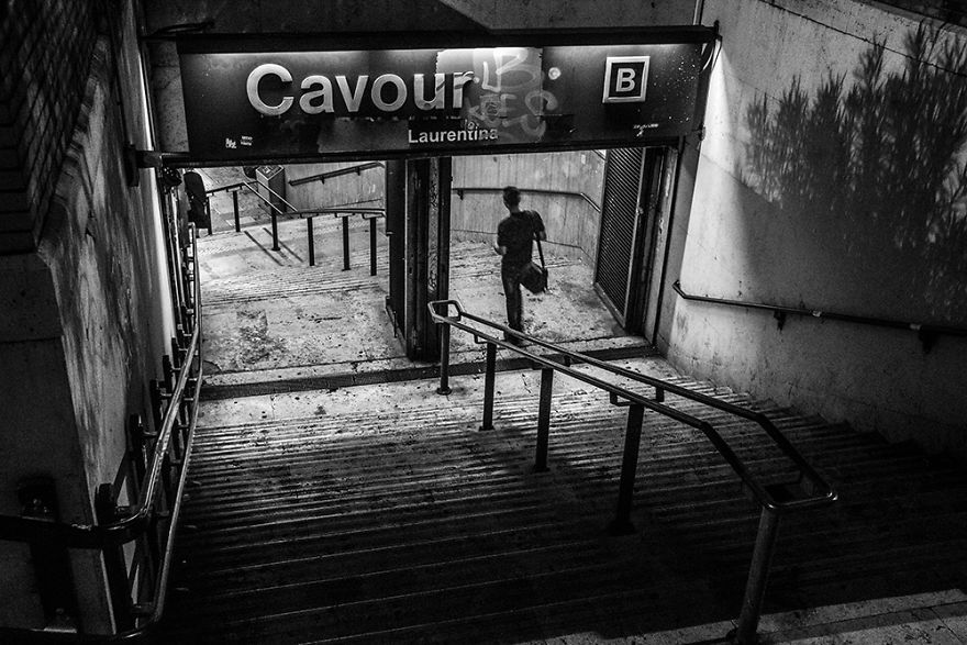 I Try To Catch The Contradictions And The Nuances Of Rome Through Street Photography