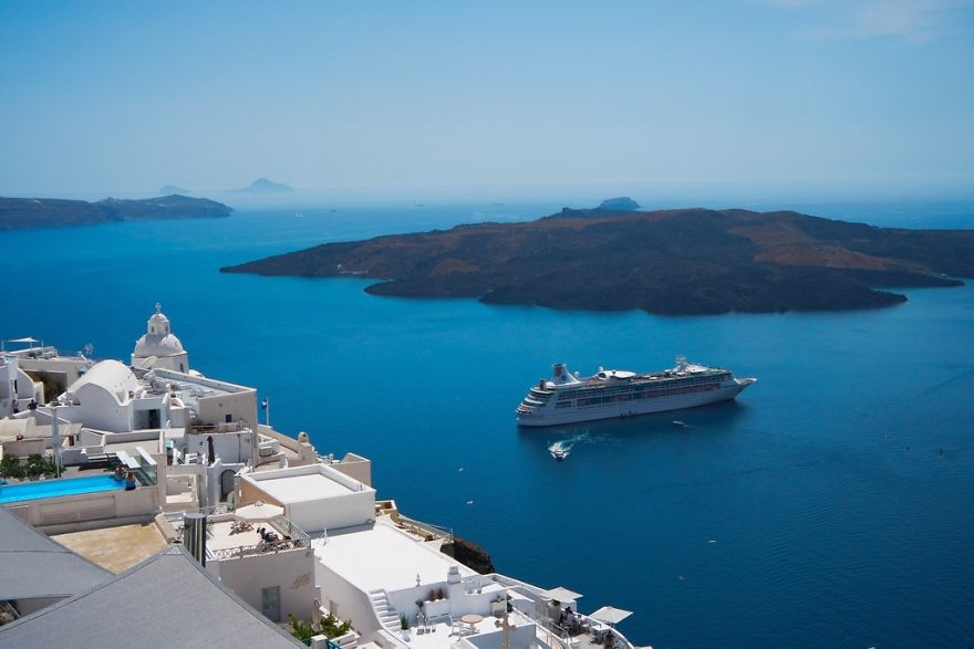 10 Incredible Bucket List Destinations For October 2020