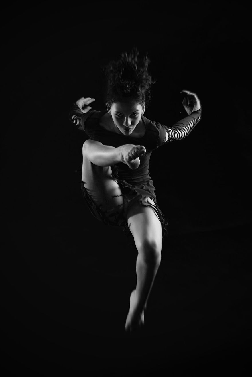 Sara's Story: A Photographic Journal For All The Dancing Kids In Pursuit Of Their Dreams