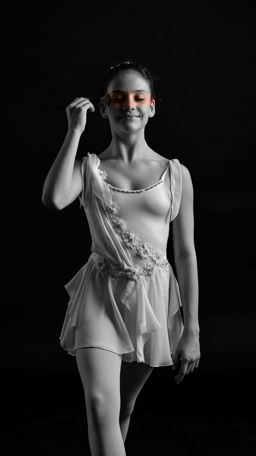 Sara's Story: A Photographic Journal For All The Dancing Kids In Pursuit Of Their Dreams Sara's Story: A Photographic Journal For All The Dancing Kids In Pursuit Of Their Dreams