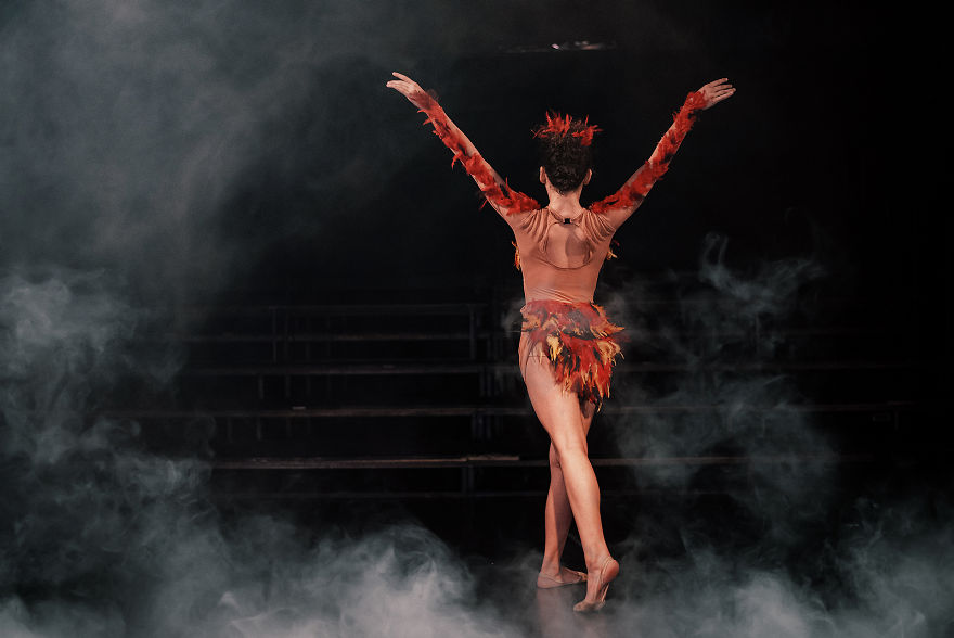 Sara's Story: A Photographic Journal For All The Dancing Kids In Pursuit Of Their Dreams Sara's Story: A Photographic Journal For All The Dancing Kids In Pursuit Of Their Dreams