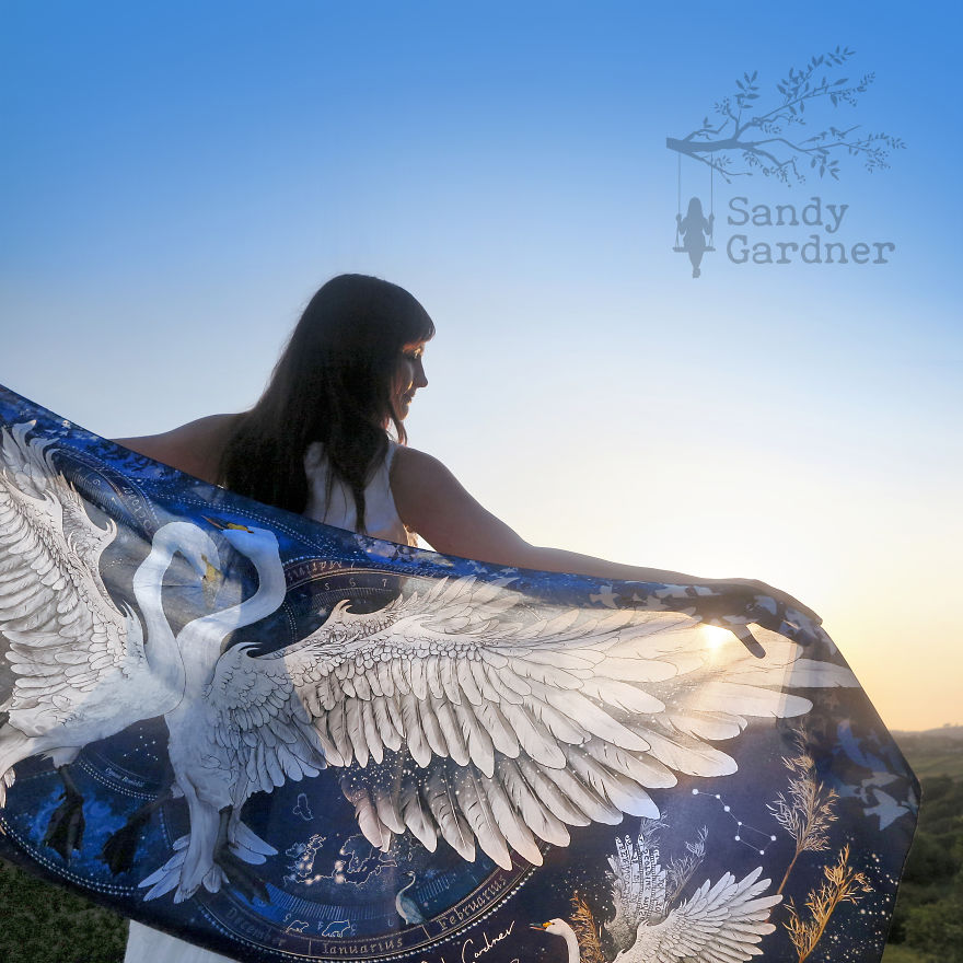 I Create Wearable Artistic Scarfs Inspired By Owls, Ravens, Swans, And Other Majestic Birds (30 Pics) I Create Wearable Artistic Scarfs Inspired By Owls, Ravens, Swans, And Other Majestic Birds (30 Pics)