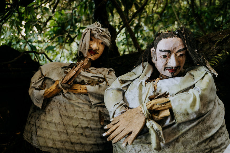 Visiting The Haunted Cemetary Of Trunyan, Bali. Visiting The Haunted Cemetary Of Trunyan, Bali.