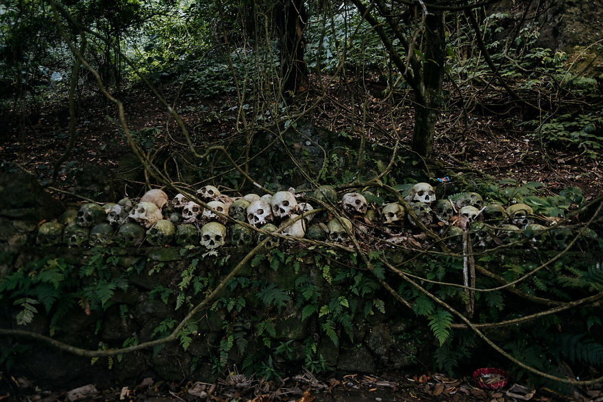 Visiting The Haunted Cemetary Of Trunyan, Bali.