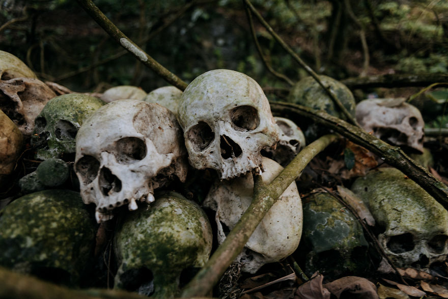 Visiting The Haunted Cemetary Of Trunyan, Bali. Visiting The Haunted Cemetary Of Trunyan, Bali.