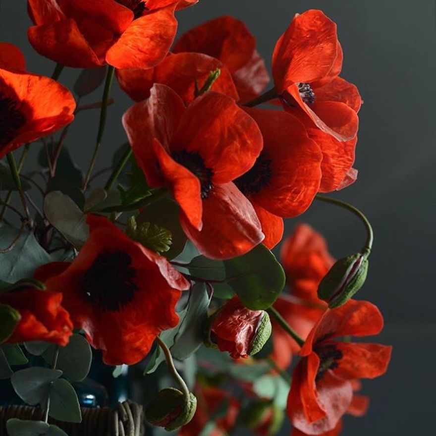 This Artist Creates Amazing Realistic Porcelain Flowers