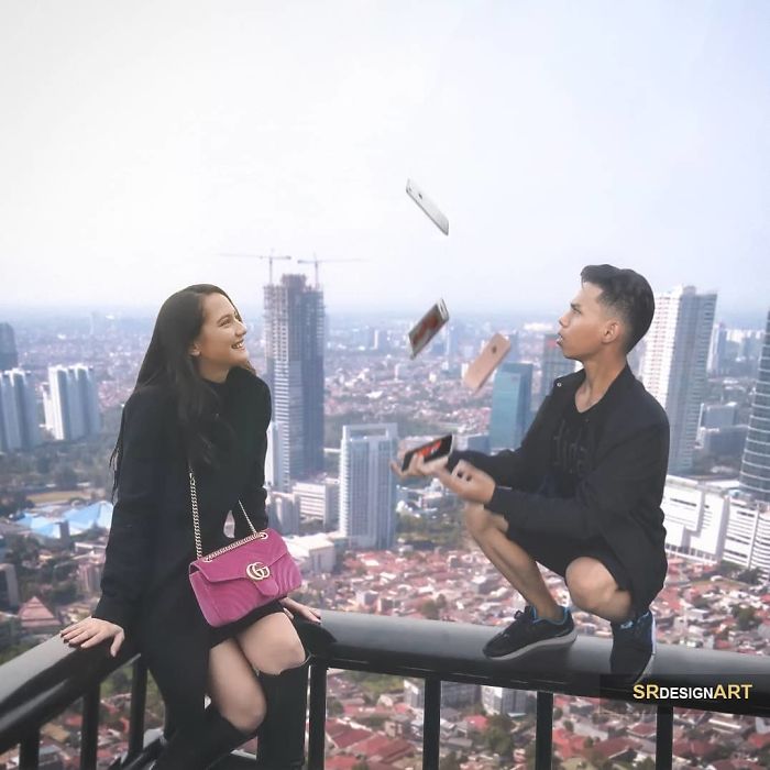 This Guy Can Be Friends With Any Celebrity With The Help Of Photoshop