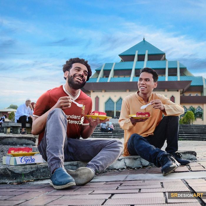 This Guy Can Be Friends With Any Celebrity With The Help Of Photoshop