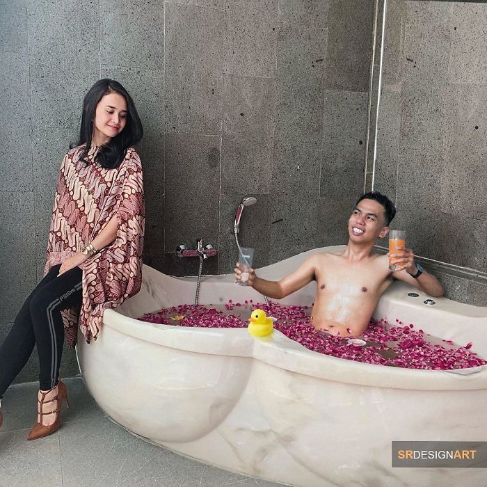 This Guy Can Be Friends With Any Celebrity With The Help Of Photoshop