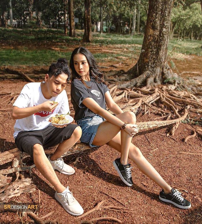 This Guy Can Be Friends With Any Celebrity With The Help Of Photoshop