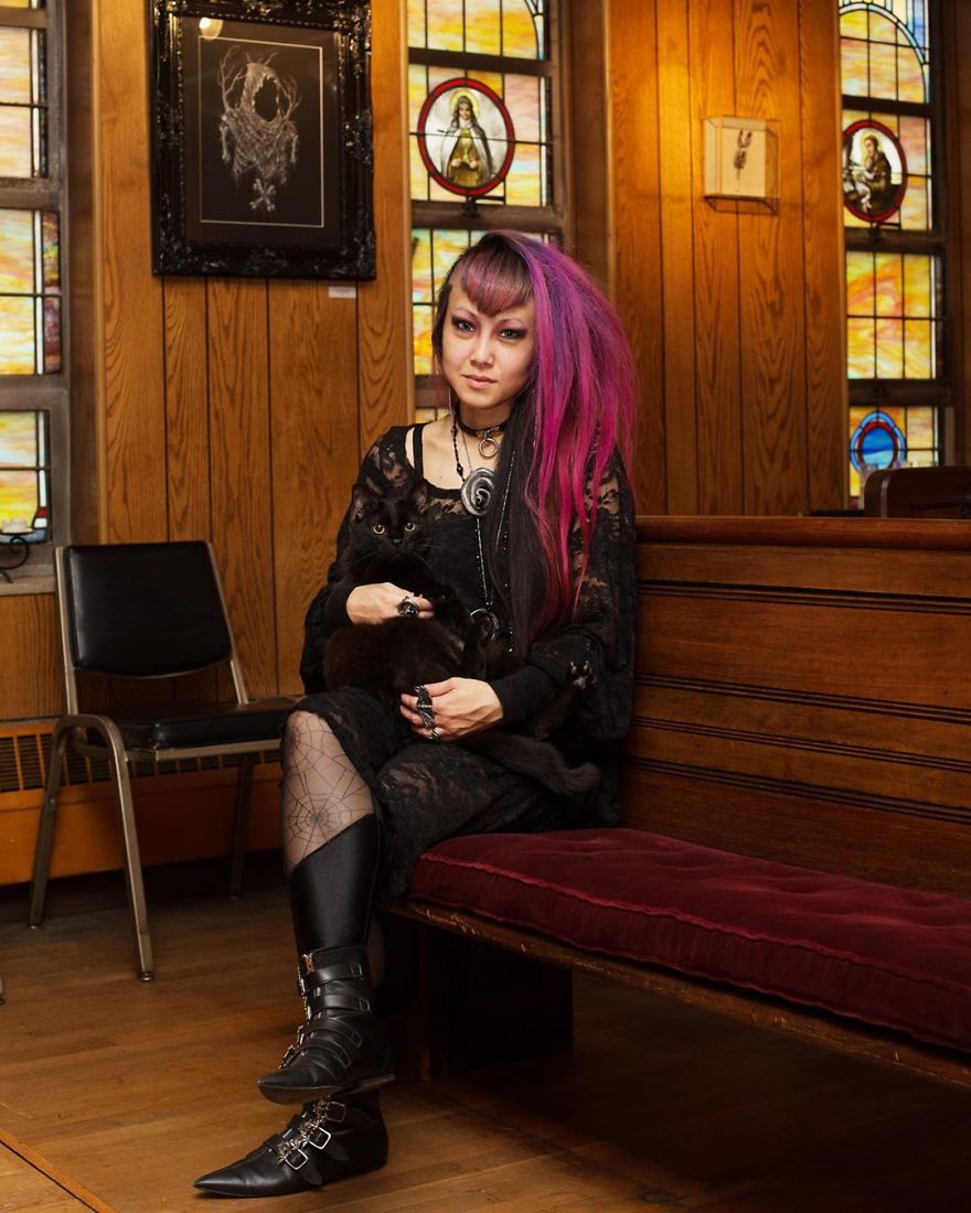 Sophi Reaptress And Poggo