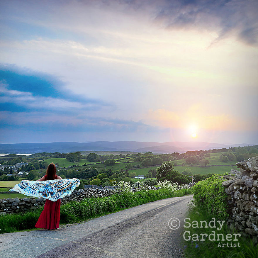 I Create Wearable Artistic Scarfs Inspired By Owls, Ravens, Swans, And Other Majestic Birds (30 Pics) I Create Wearable Artistic Scarfs Inspired By Owls, Ravens, Swans, And Other Majestic Birds (30 Pics)
