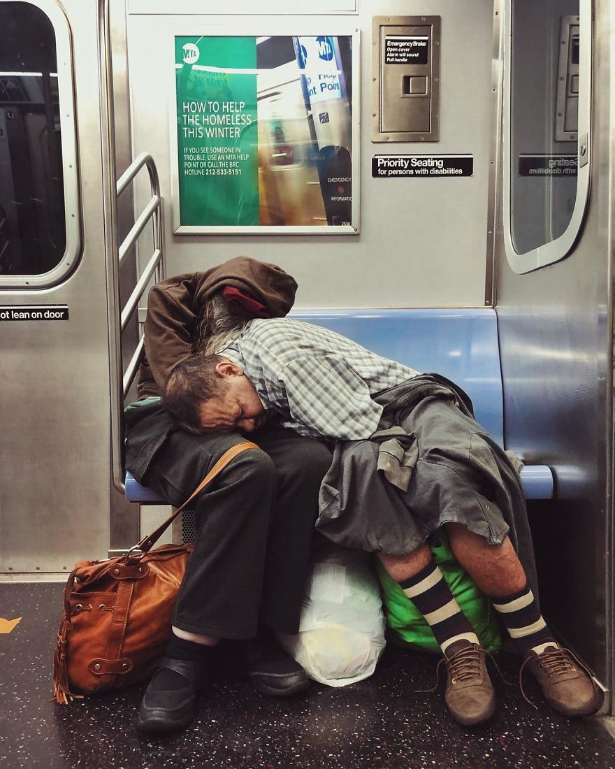 Woman Uses Her iPhone To Photograph Other Passengers On Their Way To Work And The Result Is Pure Art