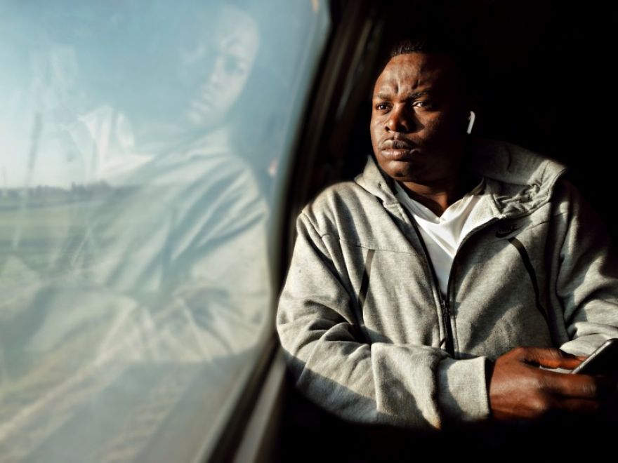 Woman Uses Her iPhone To Photograph Other Passengers On Their Way To Work And The Result Is Pure Art