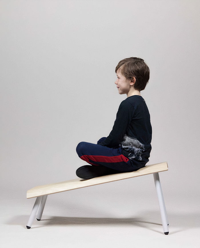Dutch Designer Creates Innovative Classroom Stools That Encourage Healthy Posture With 4 Available Sitting Positions Dutch Designer Creates Innovative Classroom Stools That Encourage Healthy Posture With 4 Available Sitting Positions