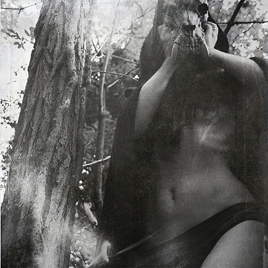 Nahw Yg Grand, "Oeil De Nuit Au Contour De Silence" Photograph, 2020