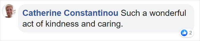 Electrician Fixes 72 Y.O. Woman’s Lights, Then Enlists Entire Community To Fix Her Broken-Down House For Free Electrician Fixes 72 Y.O. Woman’s Lights, Then Enlists Entire Community To Fix Her Broken-Down House For Free
