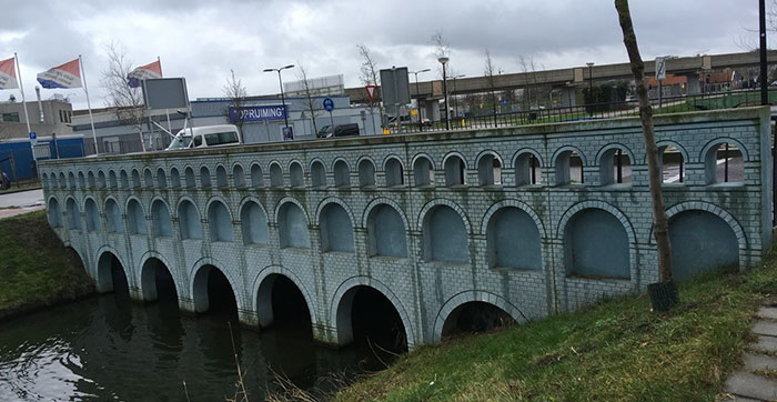 Euros Bills Were Intentionally Drawn Not To Represent Real Bridges, So This Guy Built Them One By One On This River Euros Bills Were Intentionally Drawn Not To Represent Real Bridges, So This Guy Built Them One By One On This River