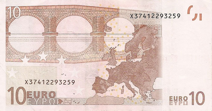 Euros Bills Were Intentionally Drawn Not To Represent Real Bridges, So This Guy Built Them One By One On This River Euros Bills Were Intentionally Drawn Not To Represent Real Bridges, So This Guy Built Them One By One On This River