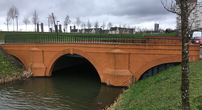 Euros Bills Were Intentionally Drawn Not To Represent Real Bridges, So This Guy Built Them One By One On This River Euros Bills Were Intentionally Drawn Not To Represent Real Bridges, So This Guy Built Them One By One On This River