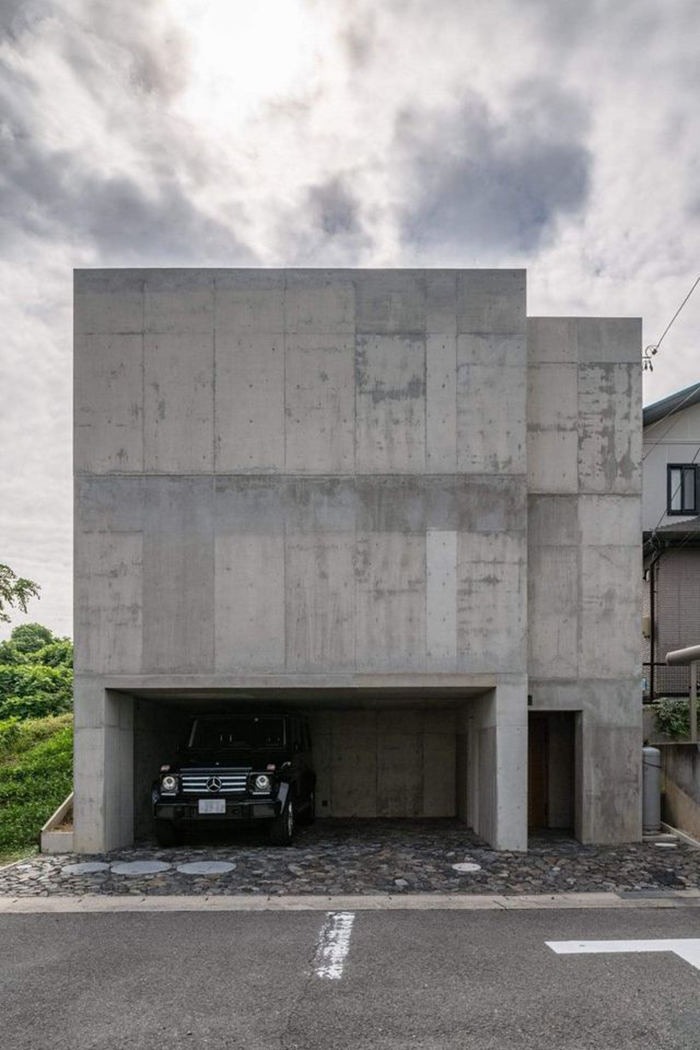 Japanese Architects Build Exposed Concrete House With A Delicate And Warm Interior Japanese Architects Build Exposed Concrete House With A Delicate And Warm Interior