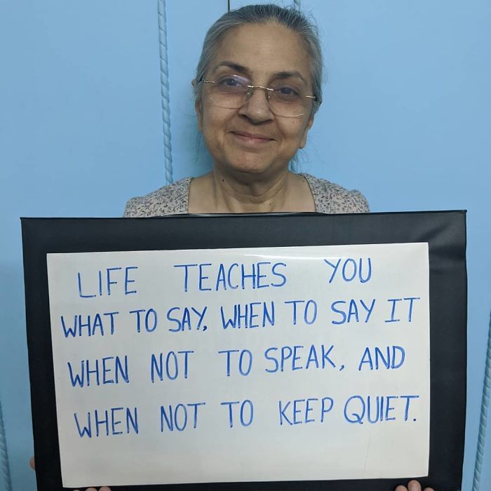 Mother-With-Sign-Poonam-Sapra