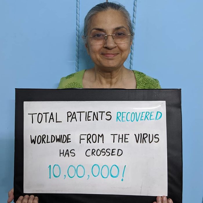 Mother-With-Sign-Poonam-Sapra