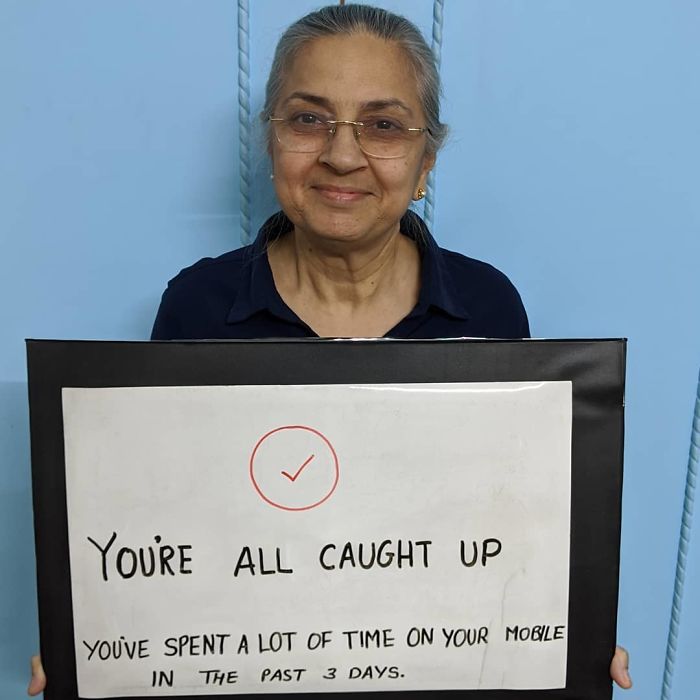 Mother-With-Sign-Poonam-Sapra