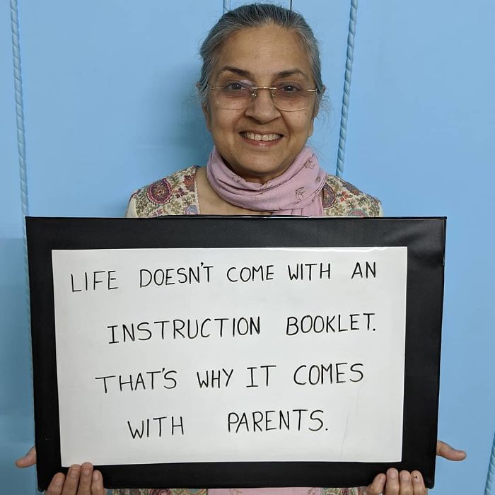 Mother-With-Sign-Poonam-Sapra