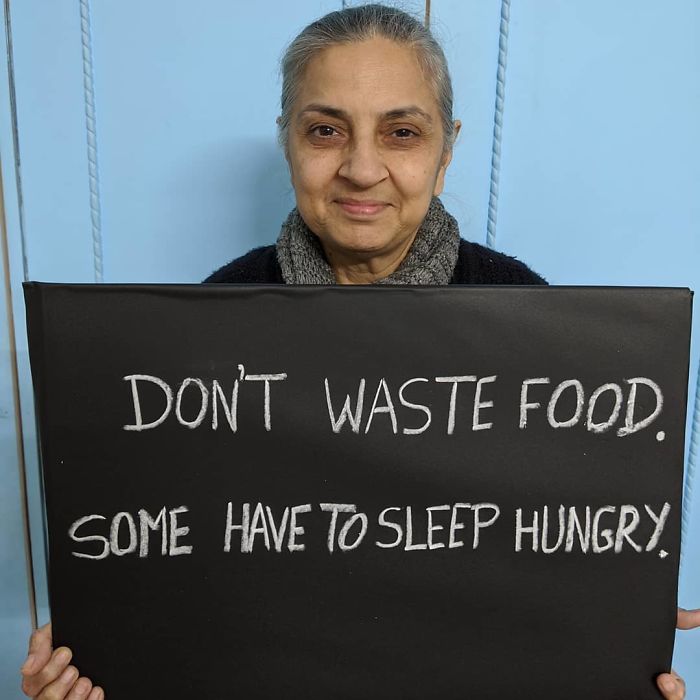 Mother-With-Sign-Poonam-Sapra