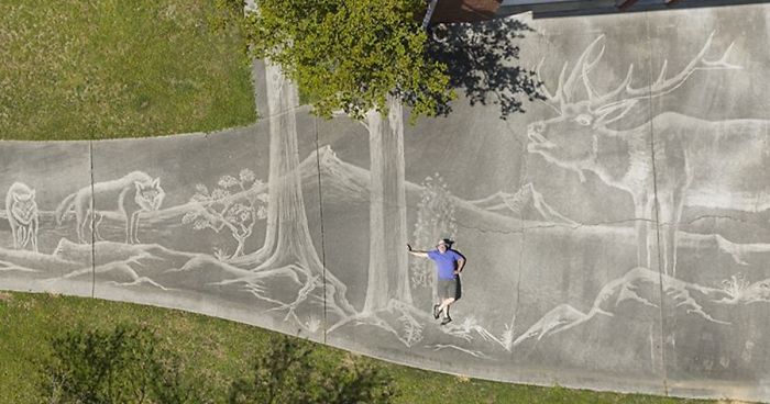 Photographer Uses A Pressure Washer To Create A Beautiful Mural On His Driveway