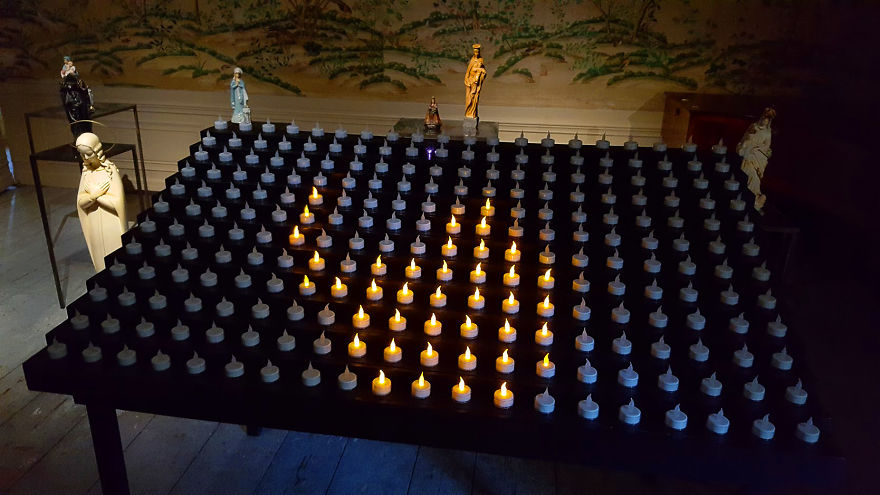 We Made An Interactive Installation That Shows Your Reflection Using Hundreds Of Votive Candles