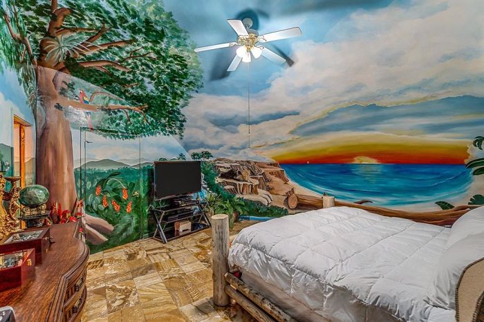 This Is How A $2.25M House That's Built Underground Looks (24 Pics) This Is How A $2.25M House That's Built Underground Looks (24 Pics)