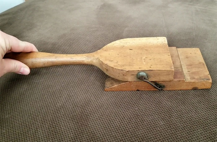 My Mil Has Had This Thing For Years And No One In The Family Can Figure Out What It Is. Looks Like It Was Mounted On The Wall Or Something At One Point. Any Ideas?