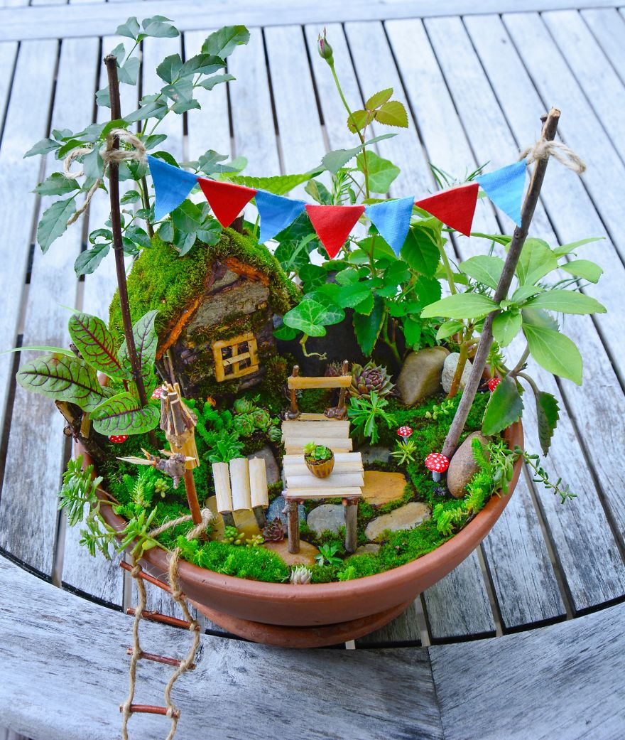 I Started Making Tiny Gardens At Home To Relax From My Everyday Job (28 Pics) I Started Making Tiny Gardens At Home To Relax From My Everyday Job (28 Pics)
