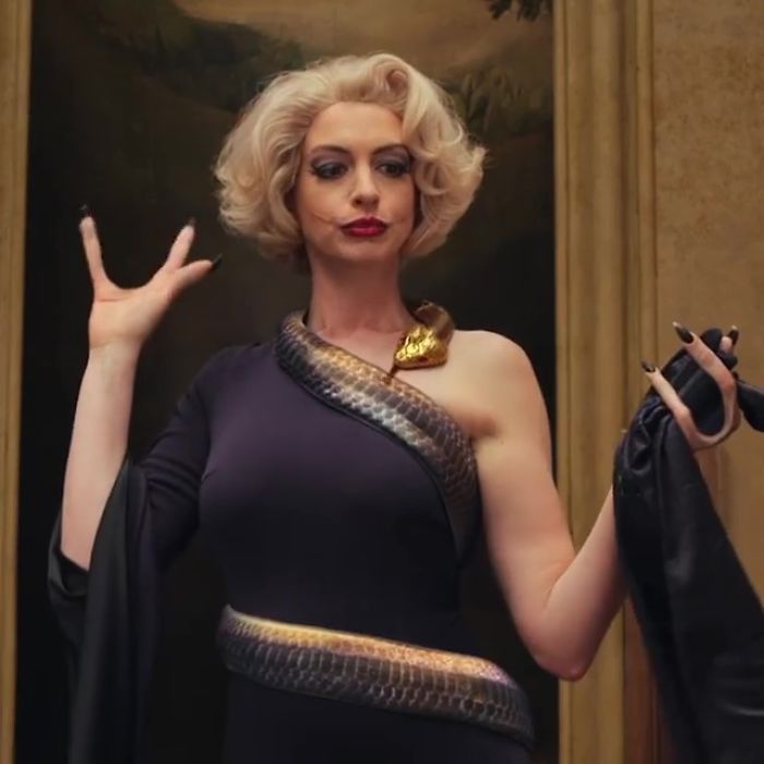 Anne Hathaway Reveals Her Terrifying Transformation For The Upcoming 2020 'The Witches' Remake