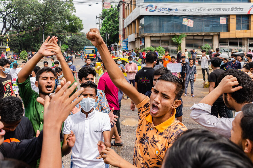 Photographer Shows The Protest Against Rape In Bangladesh. Photographer Shows The Protest Against Rape In Bangladesh.