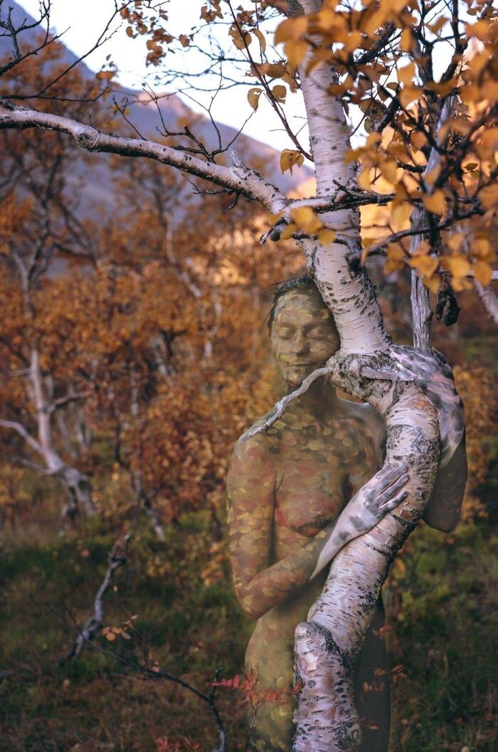 We Worked For Two Weeks In Harsh Conditions To Make This Model Disappear Into Breathtaking Arctic Landscapes