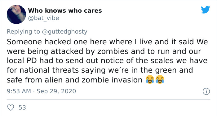 People Noticed This Hacked Sign In Denver That Spreads Anti-Police And Anti-Karen Messages People Noticed This Hacked Sign In Denver That Spreads Anti-Police And Anti-Karen Messages