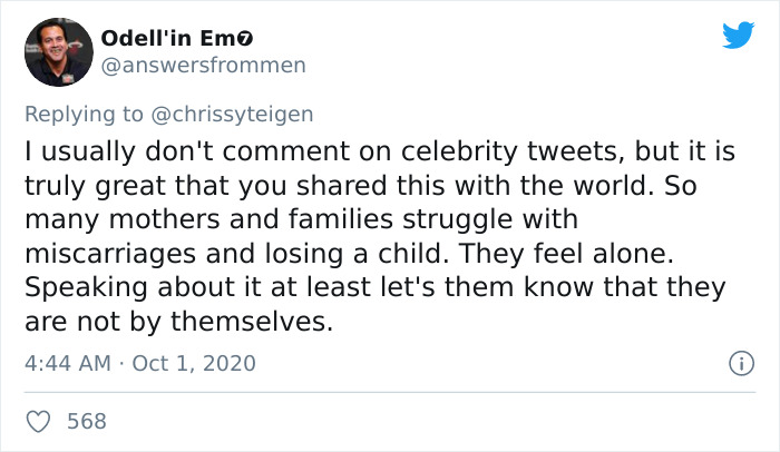 Chrissy Teigen Suffers A Miscarriage, People Support Her And Say She Helped Other Mothers Feel Less Alone Chrissy Teigen Suffers A Miscarriage, People Support Her And Say She Helped Other Mothers Feel Less Alone