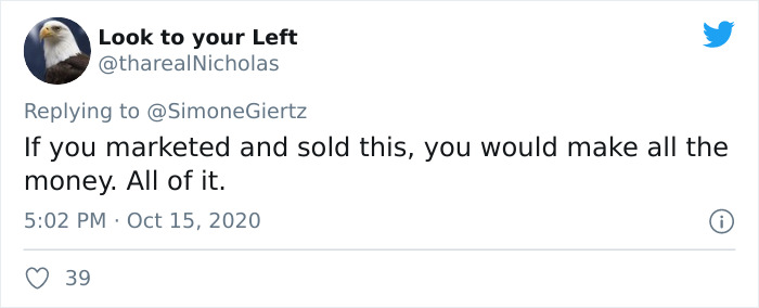 Woman Builds A Photo Booth That Lets Her Dog Take Selfies For Treats, And Over 230K People On Twitter Are Obsessed Woman Builds A Photo Booth That Lets Her Dog Take Selfies For Treats, And Over 230K People On Twitter Are Obsessed