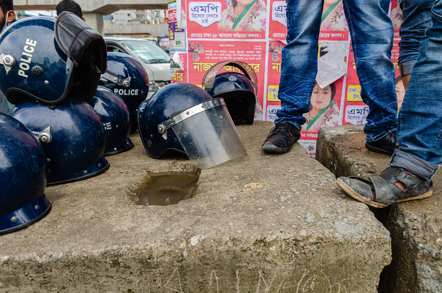 Photographer Shows The Protest Against Rape In Bangladesh. Photographer Shows The Protest Against Rape In Bangladesh.