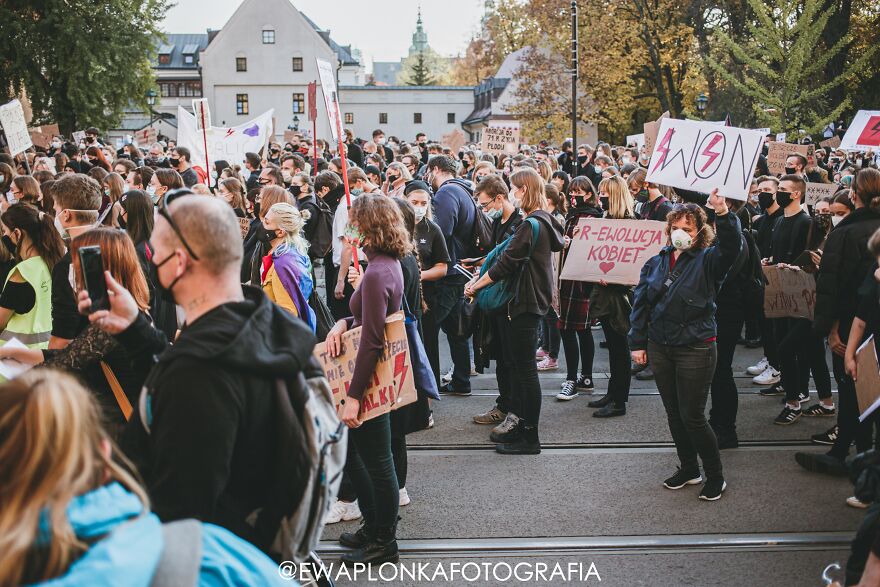 People Are Protesting In Poland Against New Laws That Ban Abortion