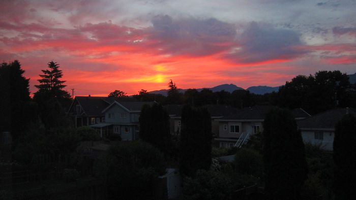 Sunset Over The North Shore Mountains. Vancouver, Bc Canada